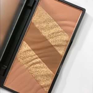 Beaute Basic: Bronze Essentials (BRAND NEW)